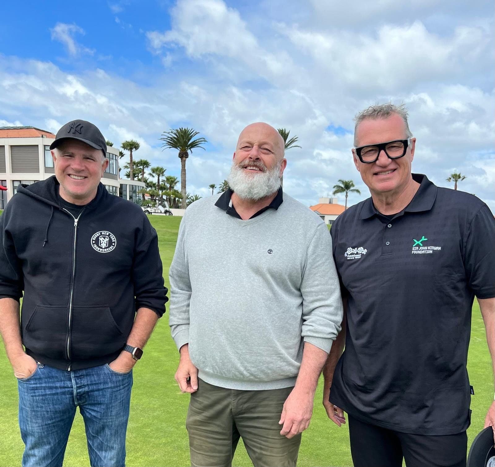 Baabaaz Golfing 1