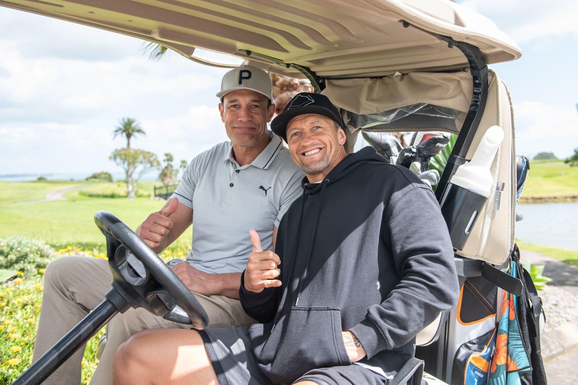 Baabaaz Golfing 11